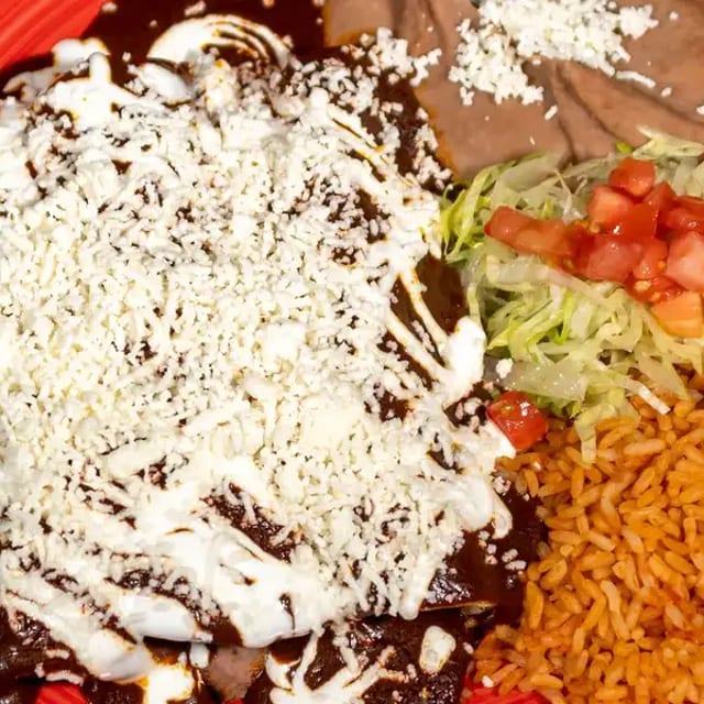 Enchiladas De Mole.